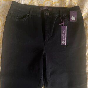 Gloria Vanderbilt Amanda The Original Slimming Jean, Black, Size 14P Short, NWT